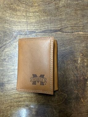 Mississippi STATE Tan Leather Tri-fold Wallet